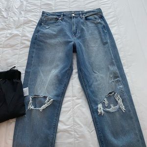 AE mom Jeans